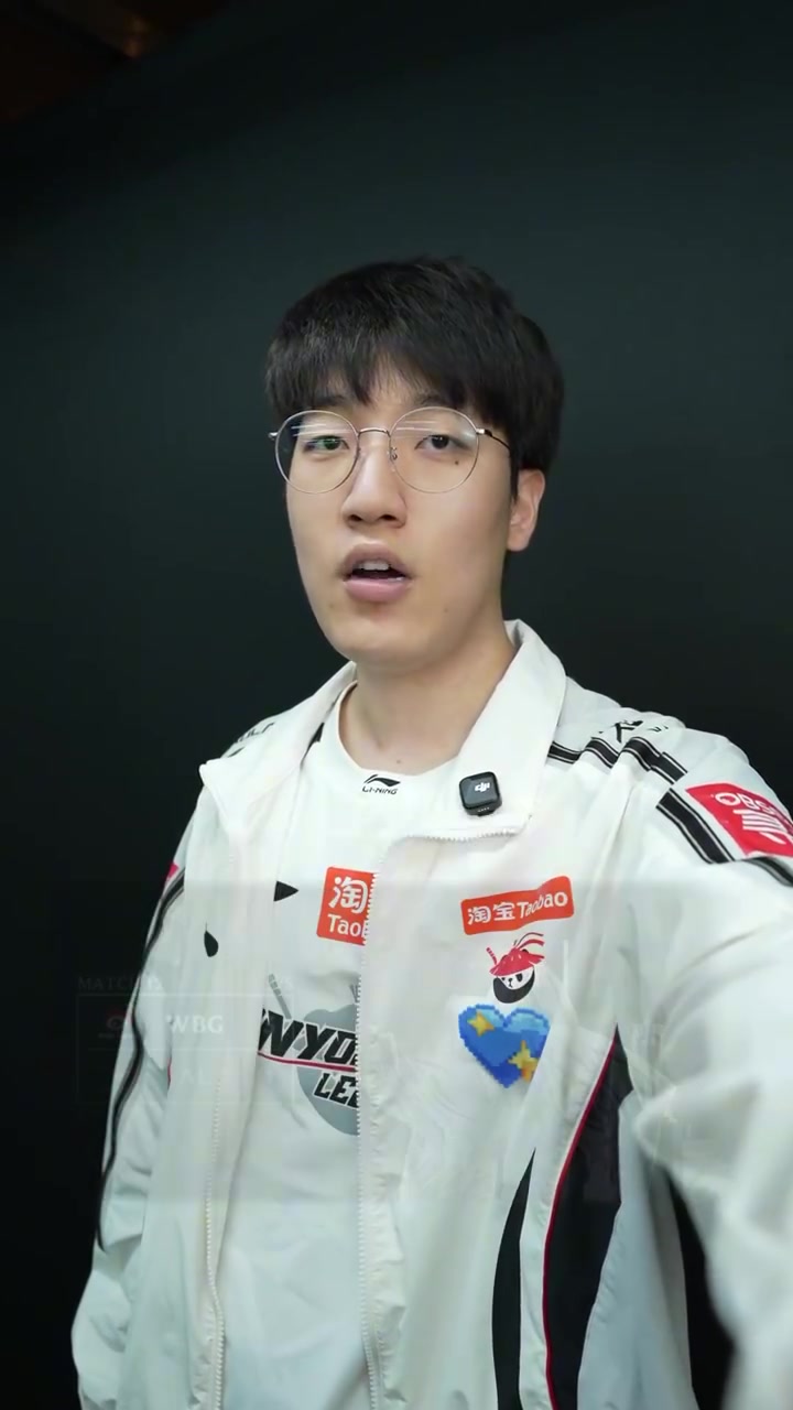 【万博电竞】Tarzan：复仇WBG很开心，这段赛段的目标是进决赛！