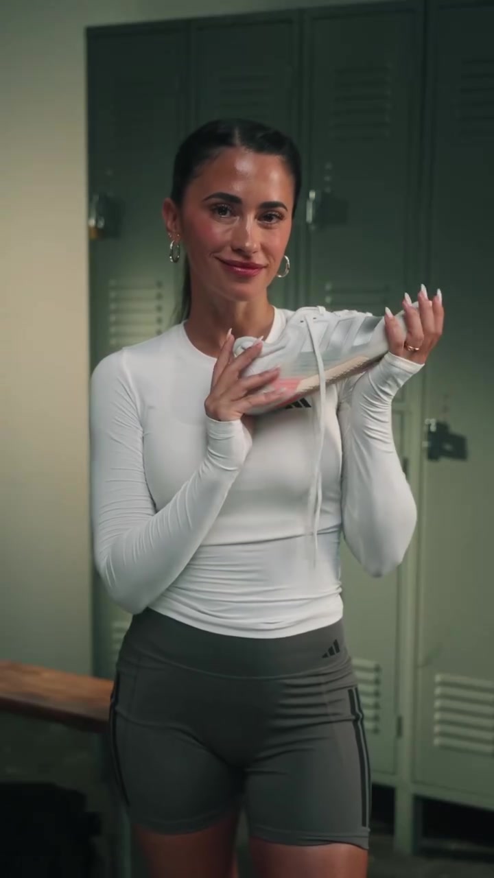 [球迷报道]梅西帮忙点赞！安东内拉与阿迪达斯合作视频大火(图2)