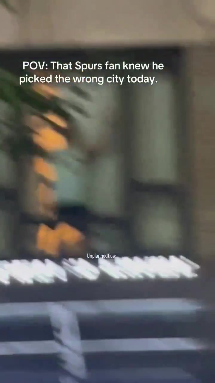 一刺蜜躲在酒店房间自以为安全了 被尼克斯球迷爬窗“问候”🤣