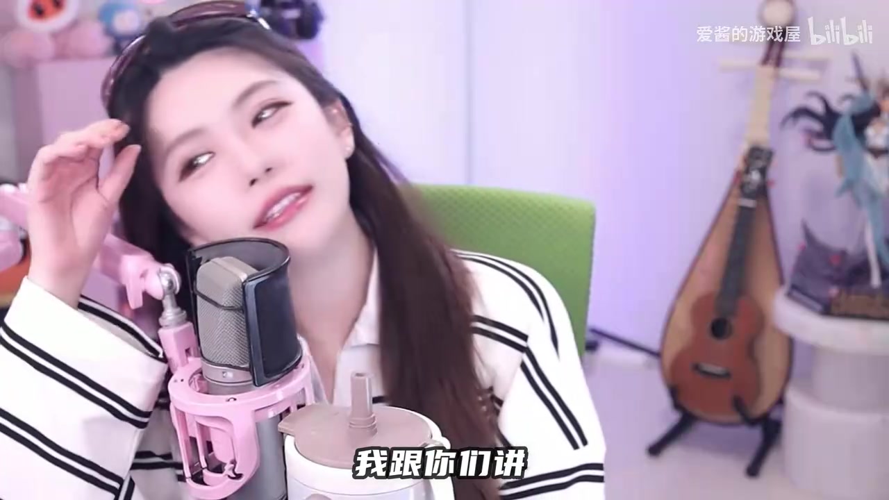 【万博电竞】周淑怡锐评各地春晚：都是AI和机器人 直接看吐了！