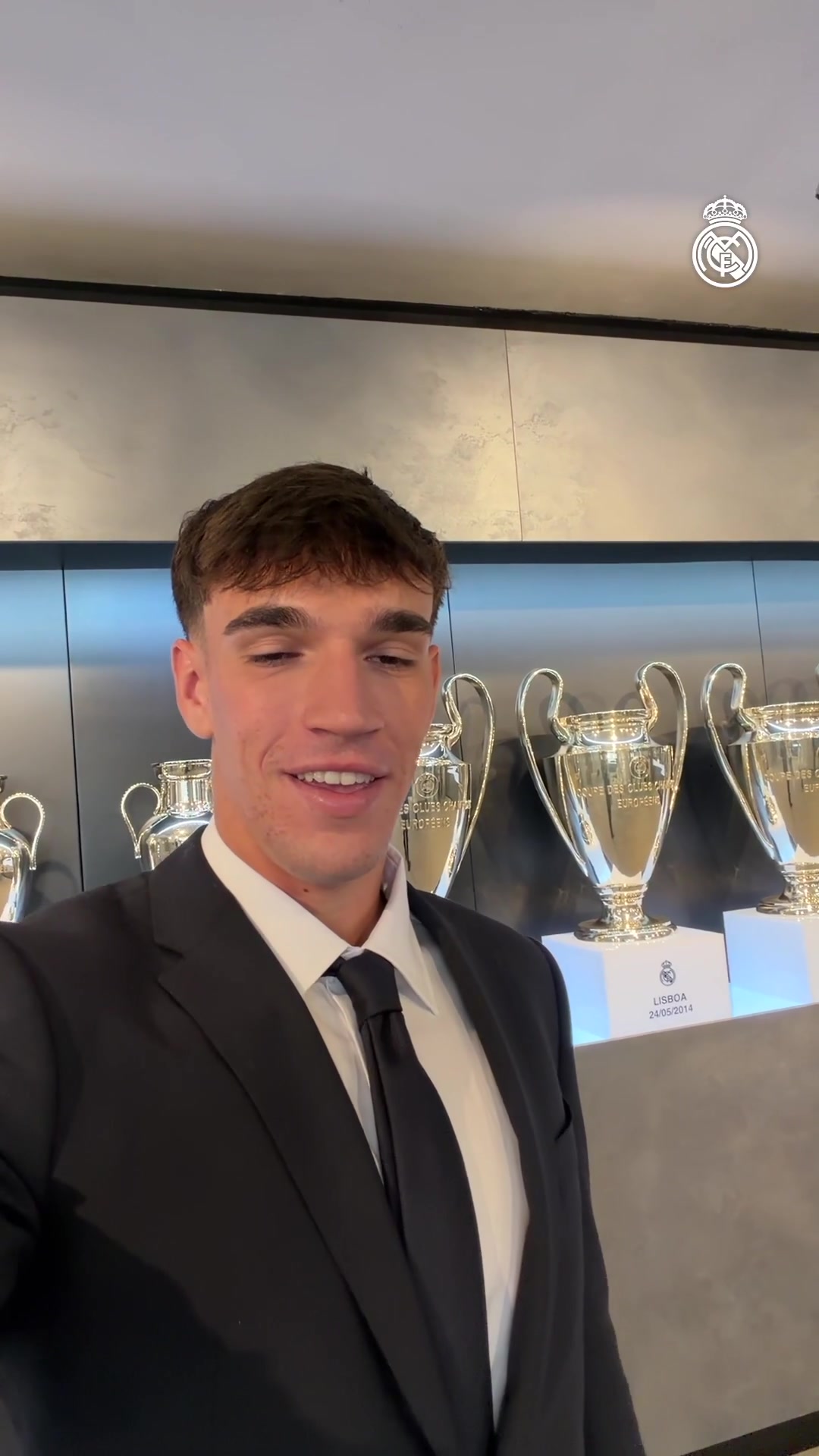 客战替补绝杀！埃斯皮：很快会在伯纳乌和大家见面 Hala Madrid