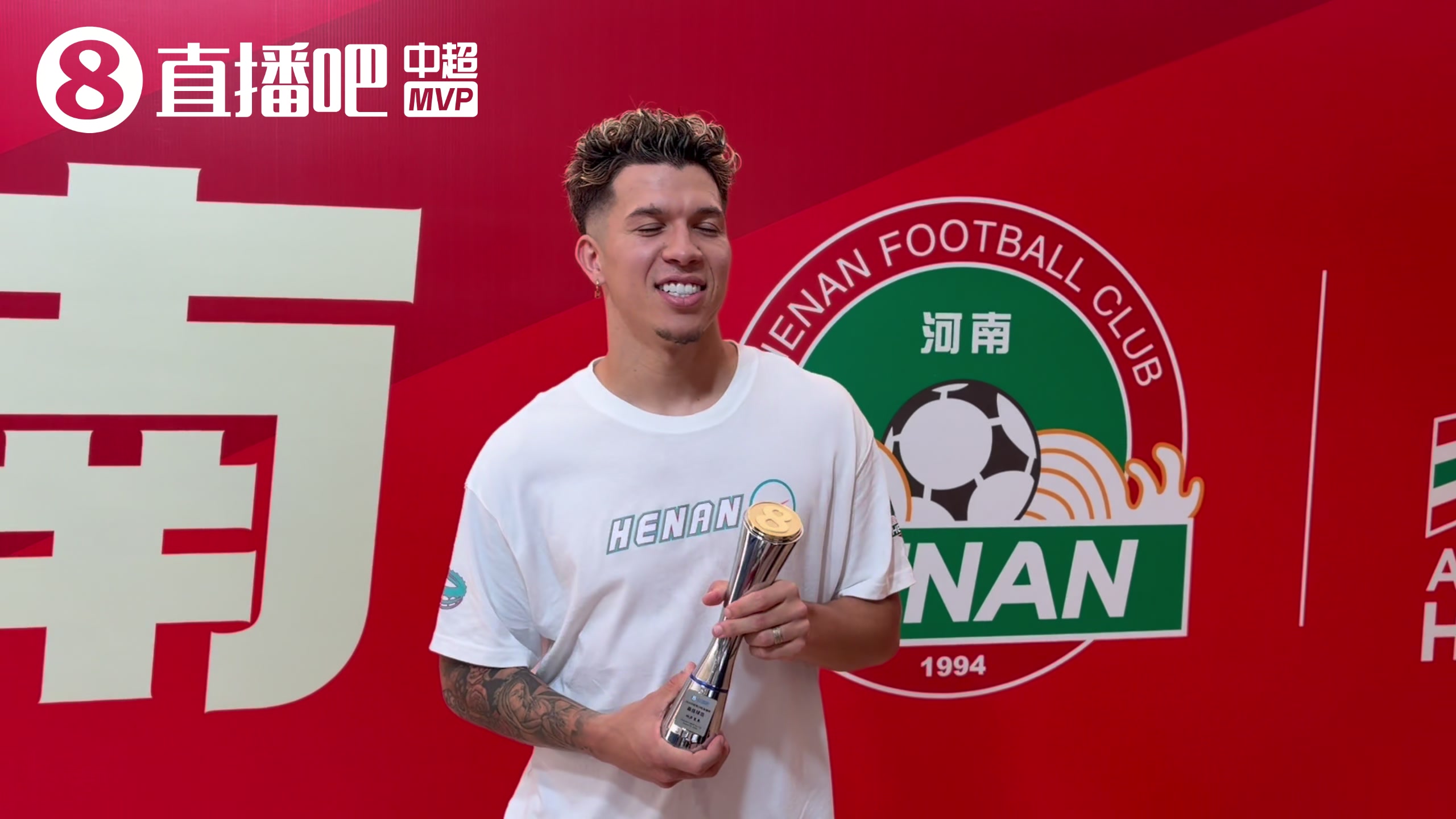 直播吧最佳|纳萨里奥：状态比去年同期要好 家人很好融入中国生活