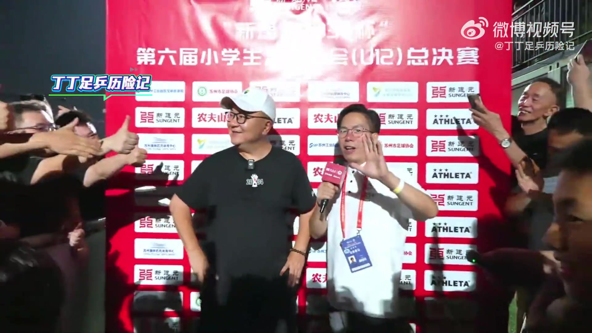 董路赛后：对方绝对机会没有太多，一个我们后卫滑倒，一个是远射